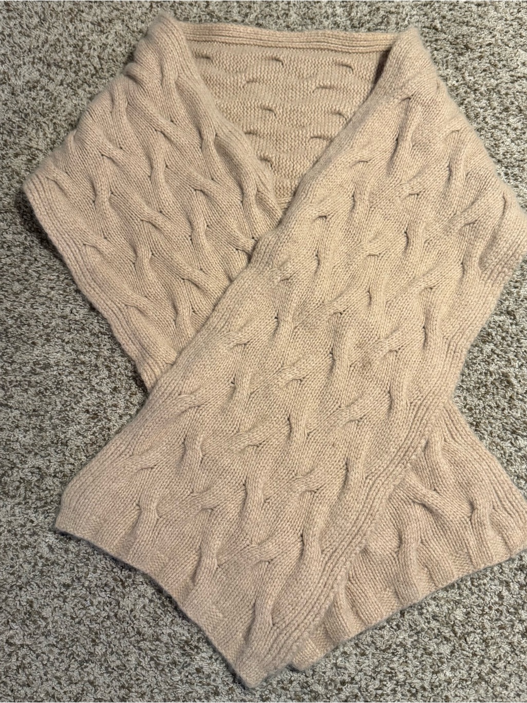 Vintage Geneva 100 Cashmere Cable Knit Scarf